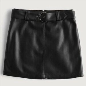 Hollister Belted Vegan Leather Mini Skirt *New* XS